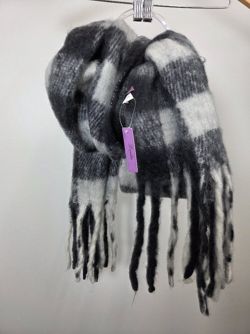 Laritta Scarf Plaid Large Black White Soft Fringe Winter Wrap Cozy Warm Blanket